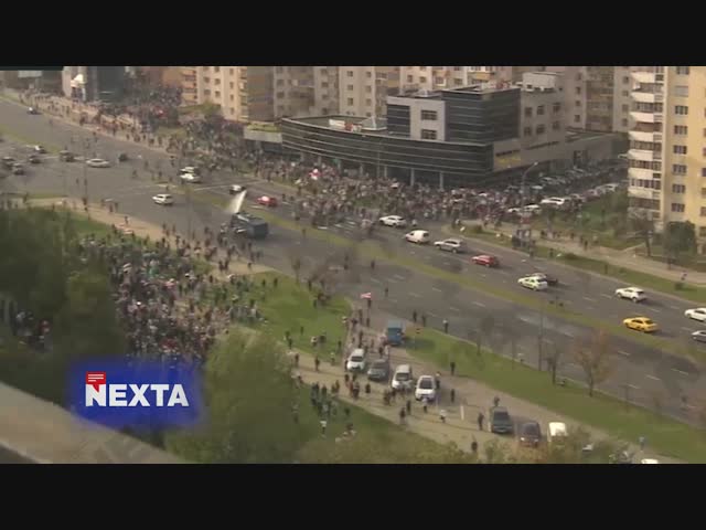 Белорусы прогнали и разобрали водомёт