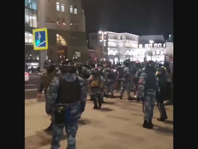 Боевой гном на страже закона и порядка